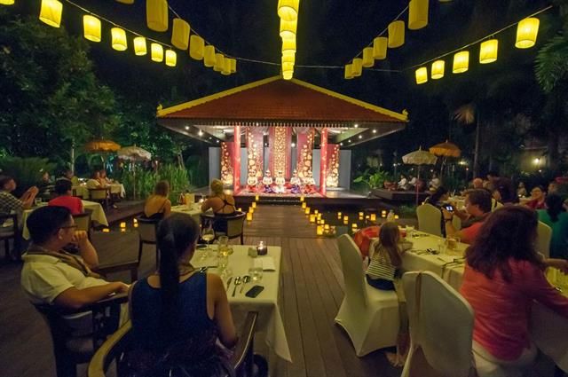 ＜デラックス＞伝統舞踊アプサラダンス・ディナーショー（送迎・ガイドつき） 2