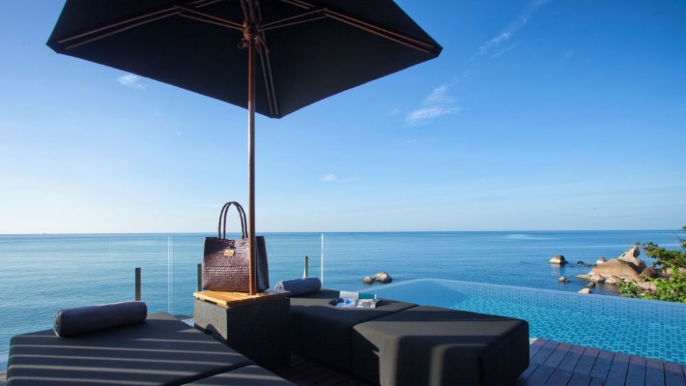 オーシャンフロント プールヴィラ