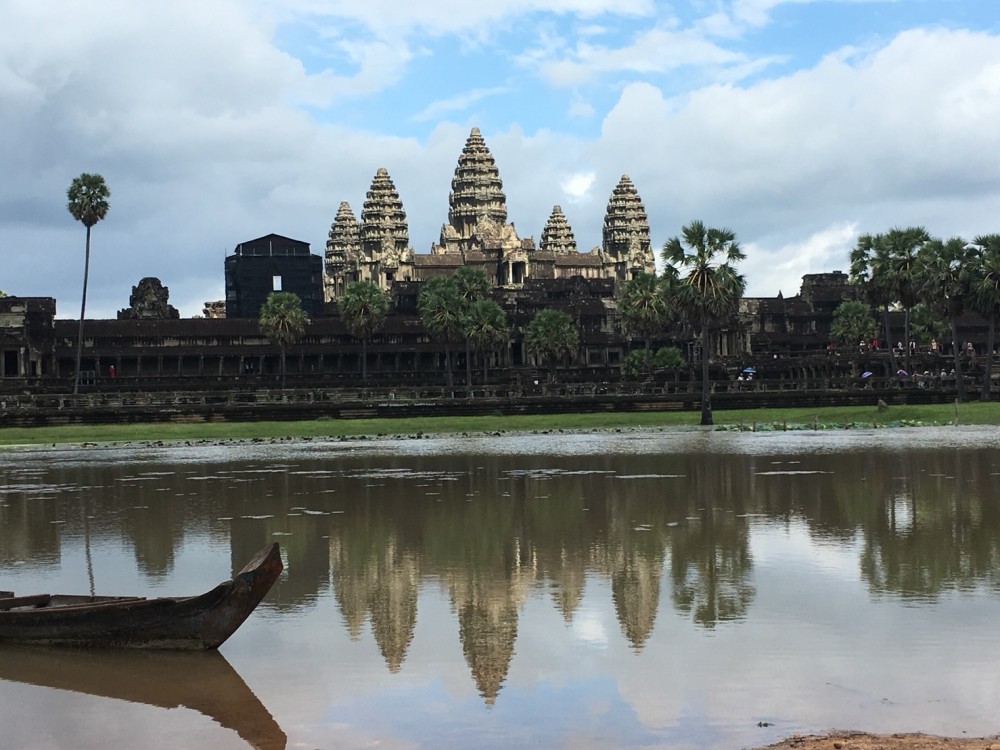アンコールワット&アンコールトム1日観光(バケン山夕日、 昼食付き) 2