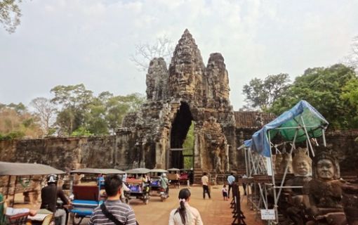 アンコールワット&アンコールトム1日観光(バケン山夕日、 昼食付き) 7