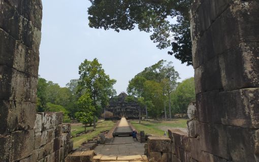 アンコールワット&アンコールトム1日観光(バケン山夕日、 昼食付き) 5