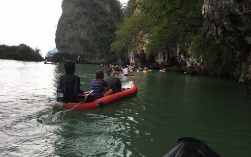 カヌー乗船体験