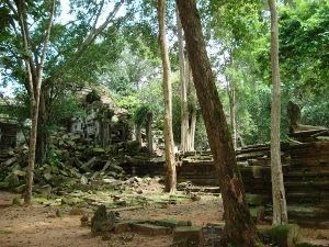 クバールスピアン、バンテアイスレイとベンメリア1日観光(お弁当付き) 5