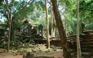 クバールスピアン、バンテアイスレイとベンメリア1日観光(お弁当付き) 5