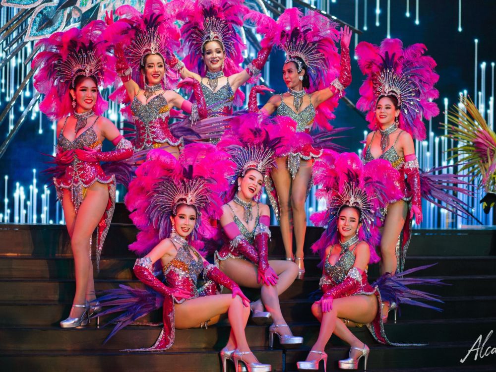 パタヤ：アルカザール (ニューハーフショー) 2