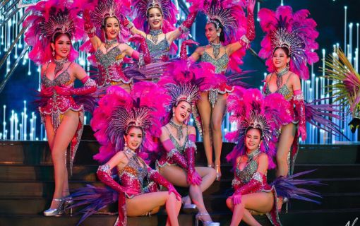 パタヤ：アルカザール (ニューハーフショー) 2