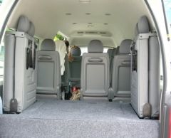 ウェンディーバンの後部（一例）