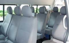 ウェンディーバンの座席（一例）