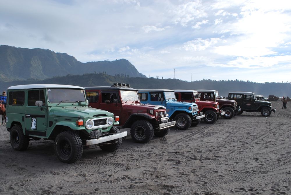 【ジャカルタ発】ブロモ山サンライズ鑑賞&魅惑の青い炎が揺らめくイジェン山を巡る2泊3日ツアー 5