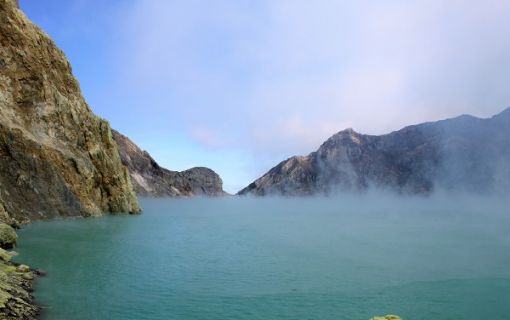 【ジャカルタ発】ブロモ山サンライズ鑑賞&魅惑の青い炎が揺らめくイジェン山を巡る2泊3日ツアー 2