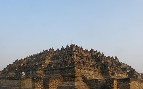 【バリ島発・往復航空券込み】1泊2日ボロブドゥール遺跡サンライズツアー 5