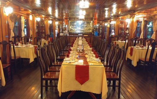 【ホーチミン発】インドシン号ディナークルーズ 2