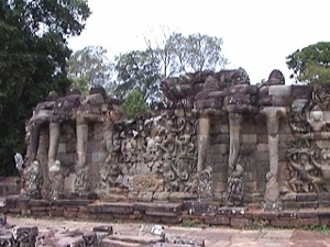 アンコールトム半日観光（午前・午後発） 3