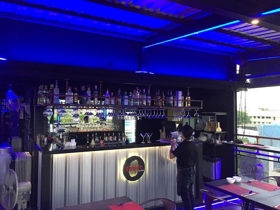 ザ・プレス・スカイバー＠ザ・プリンティング・ハウス・ポッシュテル 6