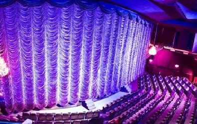 パタヤ：ティファニーズ　 (ニューハーフショー) 4