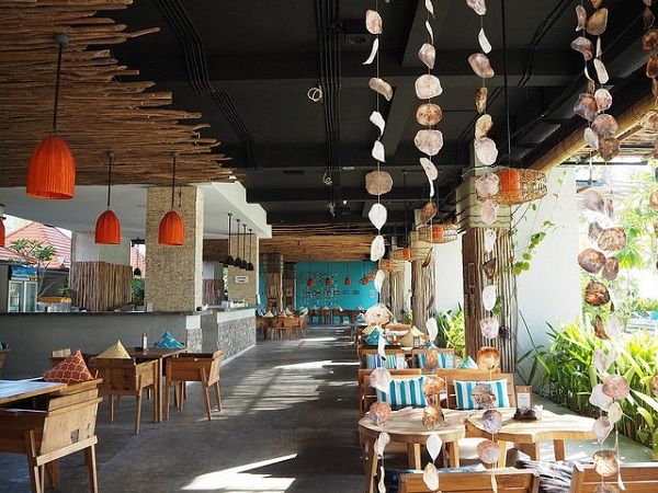 レンボンガン島観光&マングローブでSUP又はカヤックツアー 9