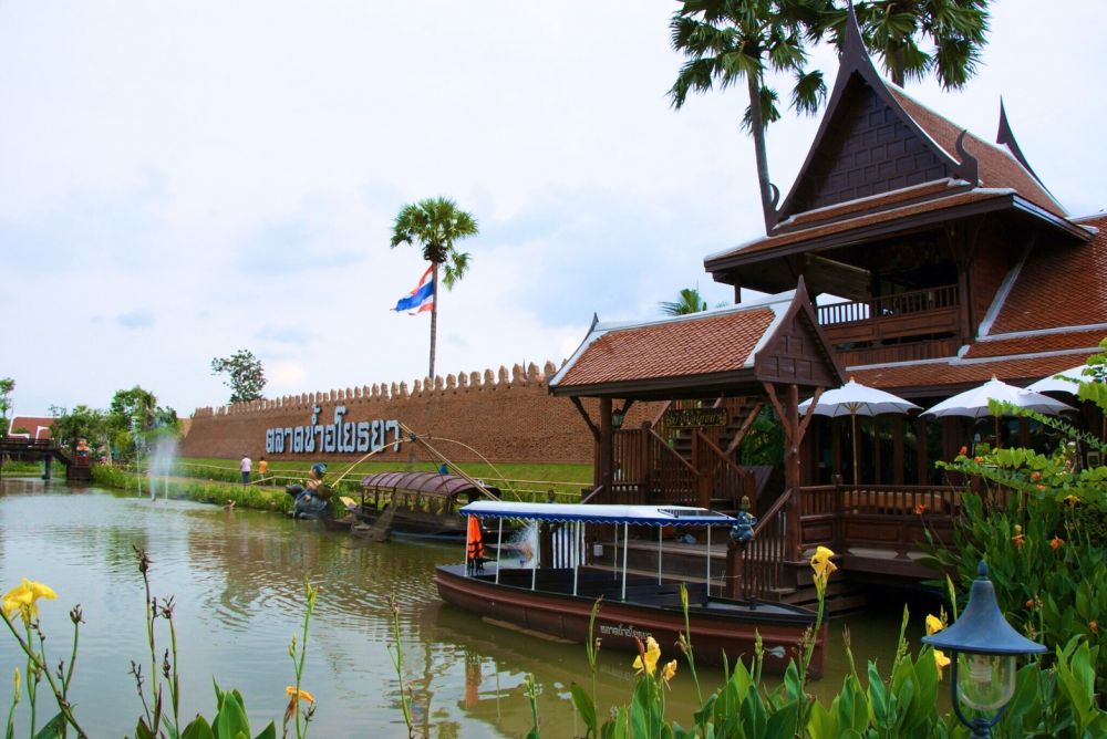 アユタヤ水上マーケット