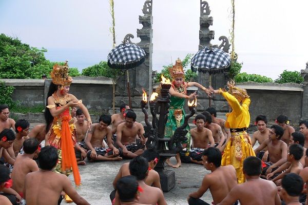 人気の2大寺院巡りタナロット&ウルワトゥ 7