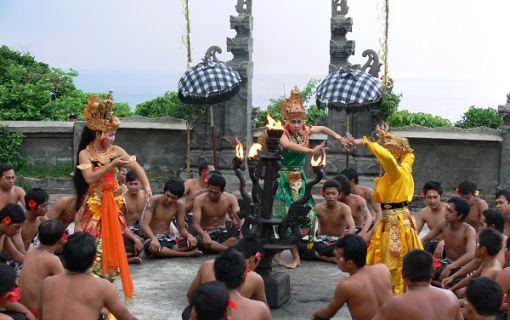 人気の2大寺院巡りタナロット&ウルワトゥ 7