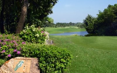 アルパイン・ゴルフ＆スポーツ・クラブ （バンコク） 9