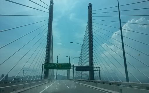 ペナン Jalan Jalan！B級グルメを堪能、トライショーとフェリー乗船付き！＜夕方発観光＞ 5