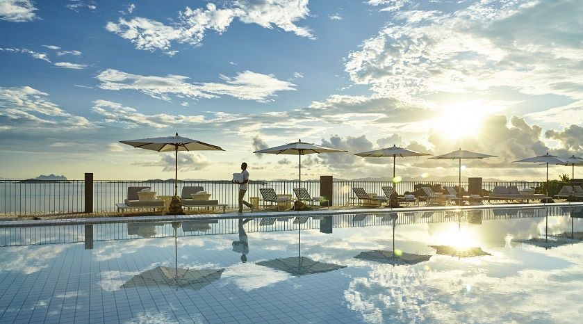 ポイント ヤム バイ コモ