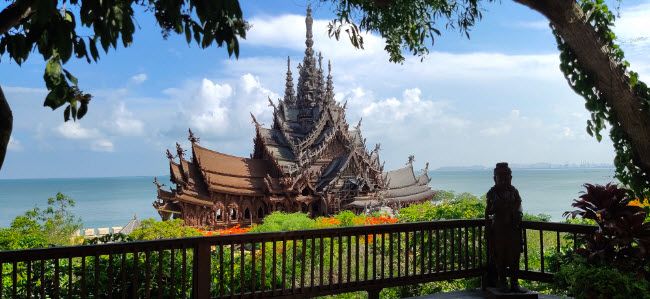 サンクチュアリ・オブ・トゥルース