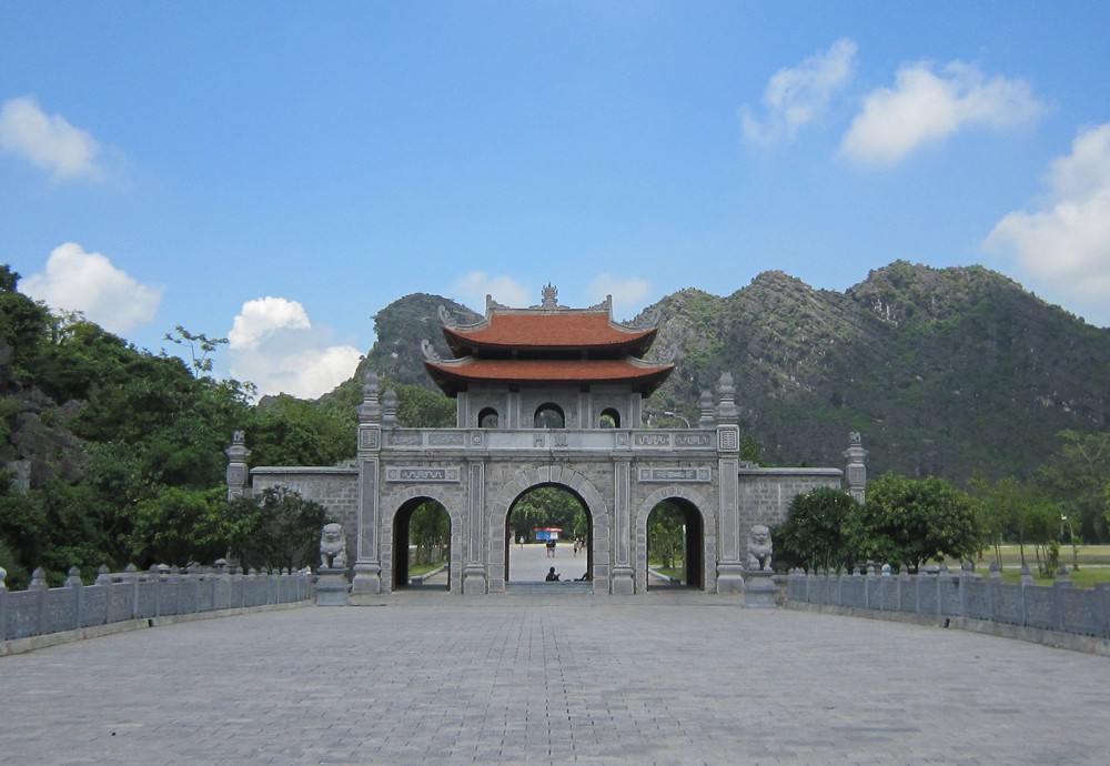 【ハノイ発】舟でめぐる水郷タムコック＆古都ホアルー 1