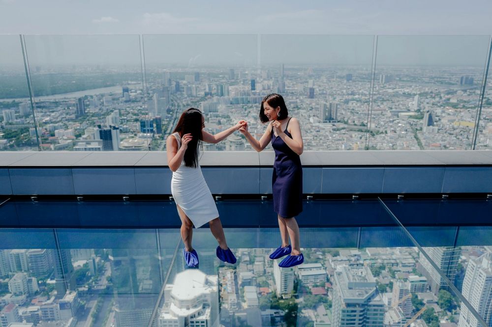 バンコクのてっぺんでストレス解消 キングパワーマハナコン スカイウォーク バンコク タイ バンコク 現地ツアー