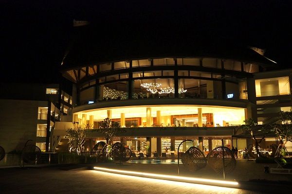 ウルワツ寺院ケチャックダンス＆ディナー 2