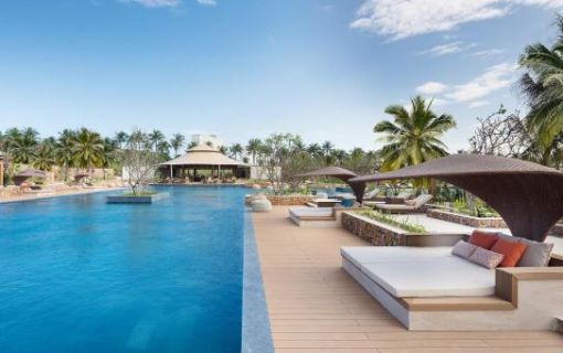 フュージョン　プールサイド