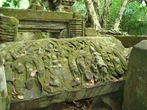 クバールスピアン、バンテアイスレイとベンメリア1日観光(お弁当付き) 7