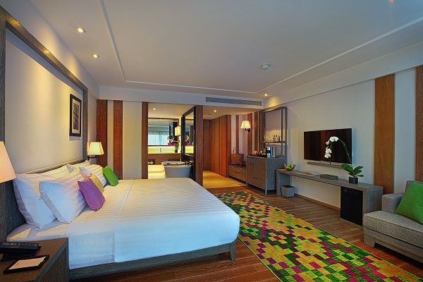 【バンコク発/プーケット島】ザ ナイハーンに泊まる1泊2日/2泊3日の旅 4