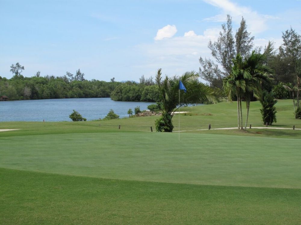 ダリットゴルフコース