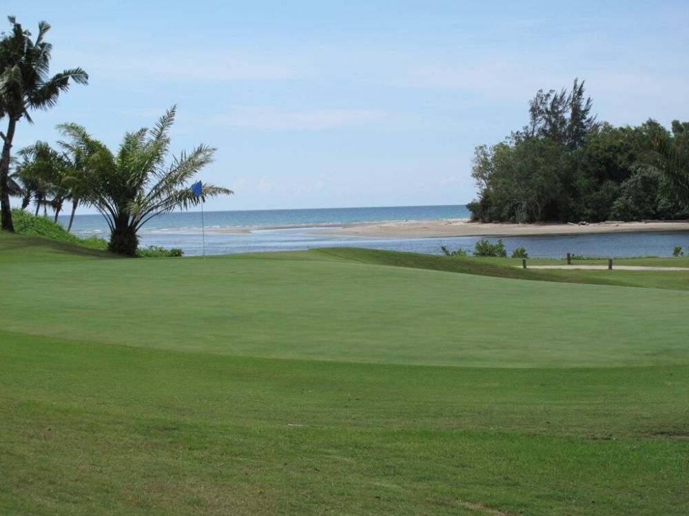 ダリットゴルフコース