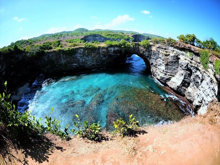 ブロークンビーチ