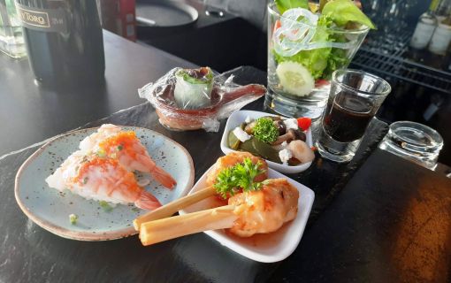 カクテルサービスのカナッペ1例