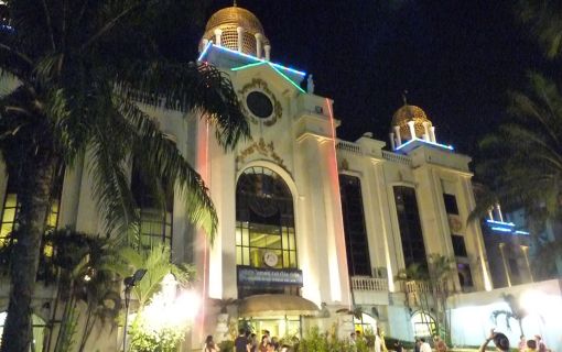 ゴールデンドーム  (ニューハーフショー, バンコク) 5