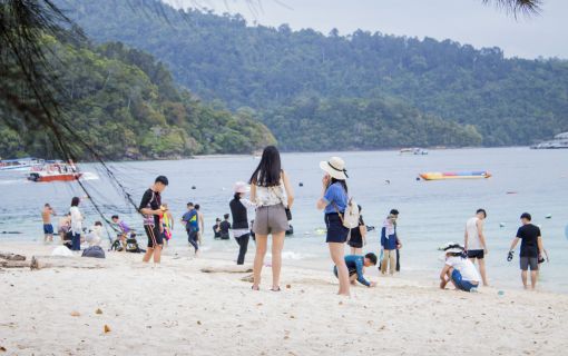ガヤ島トレッキングとシュノーケル　（コタキナバル発） 7