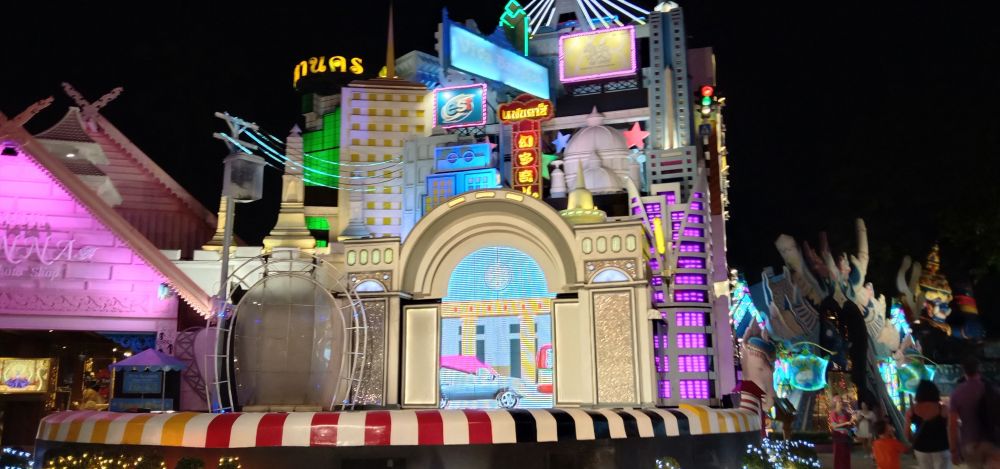 ファンタシーショー /日本語ガイド付き 1