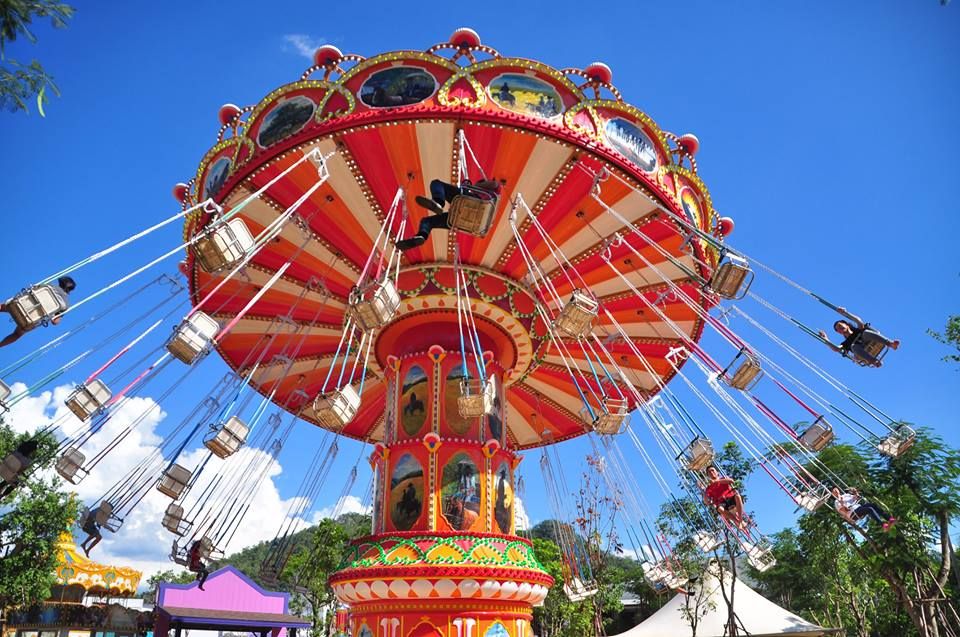 シニカルワールド(エキサイトゾーン)