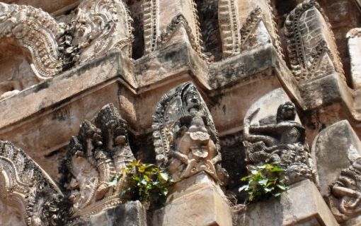 シー・サワイ寺院