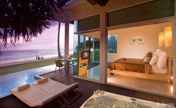 プールスイート