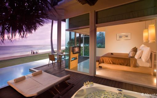 プールスイート